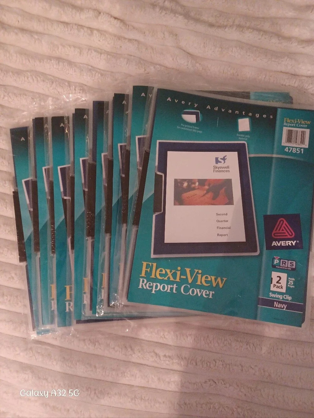 Avery Flexi-View Navy Swing Clip Report Cover, 2 Pack (8 Packages)